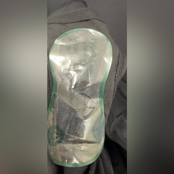 Coco Reef Contours Shapemaker Black One Shoulder Swimsuit Attached Saron… - Picture 11 of 11